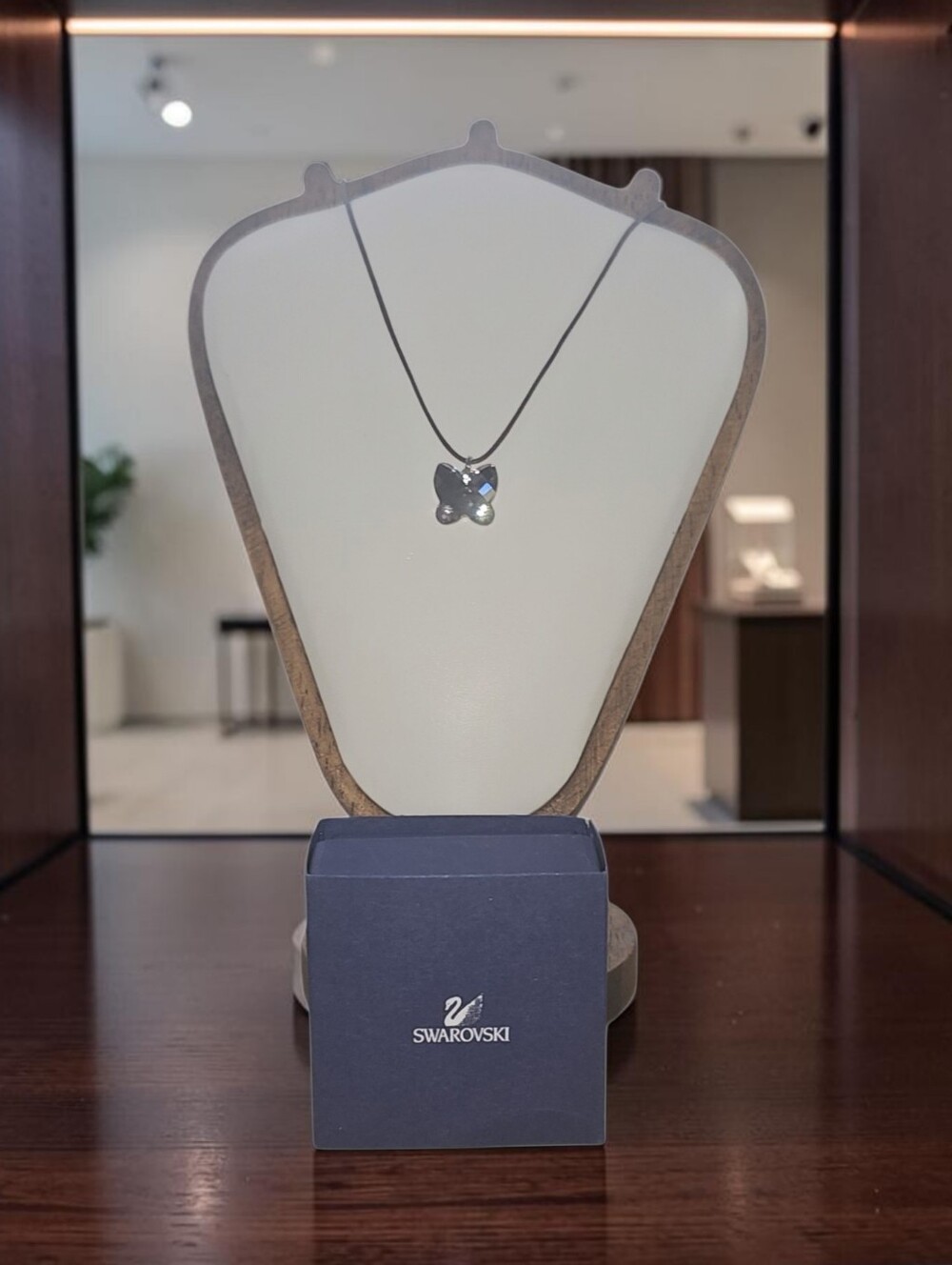 Swarovski Mini Butterfly Light Amethyst Crystal Pendant Necklace NWT Box